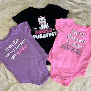 ❄️Set  of 3 Short Sleeve Onesies